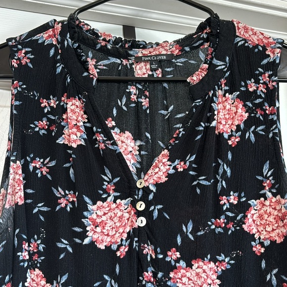 Floral, Sleeveless Summer Top - Picture 2 of 3